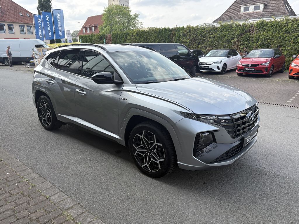 Hyundai TUCSON 1.6 T-GDi Plug-in-Hybrid 4WD N Line - Samsaru's Car Outlet