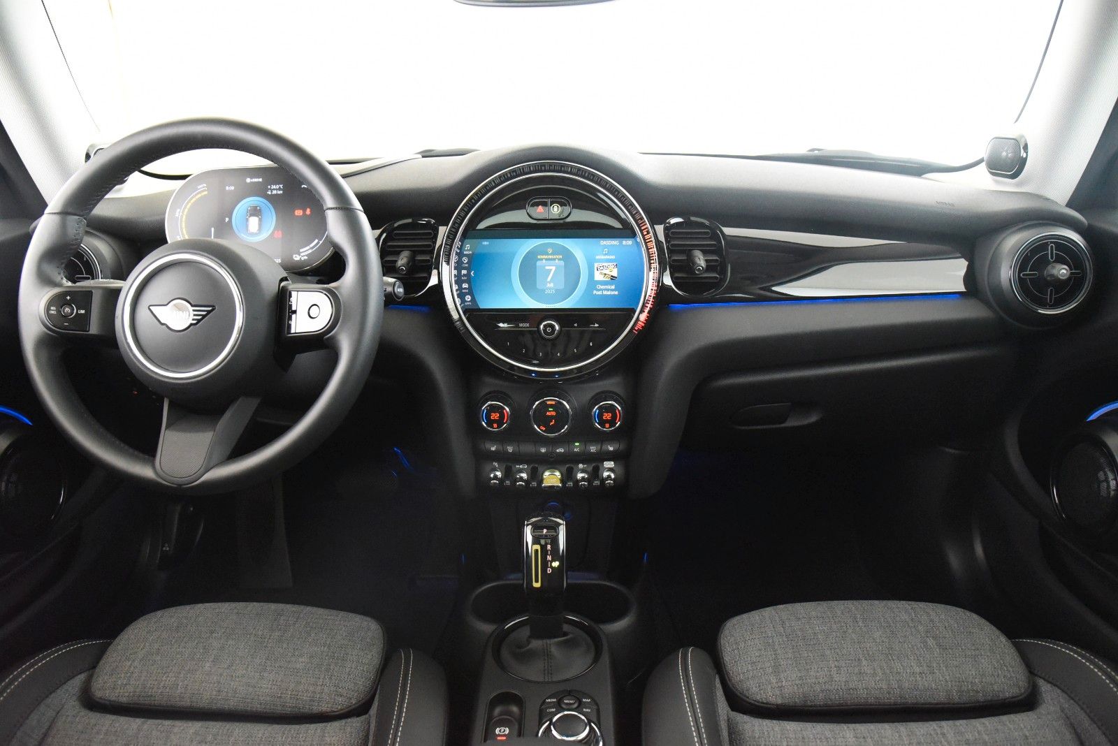 MINI Mini Cooper SE Classic - Samsaru's Car Outlet