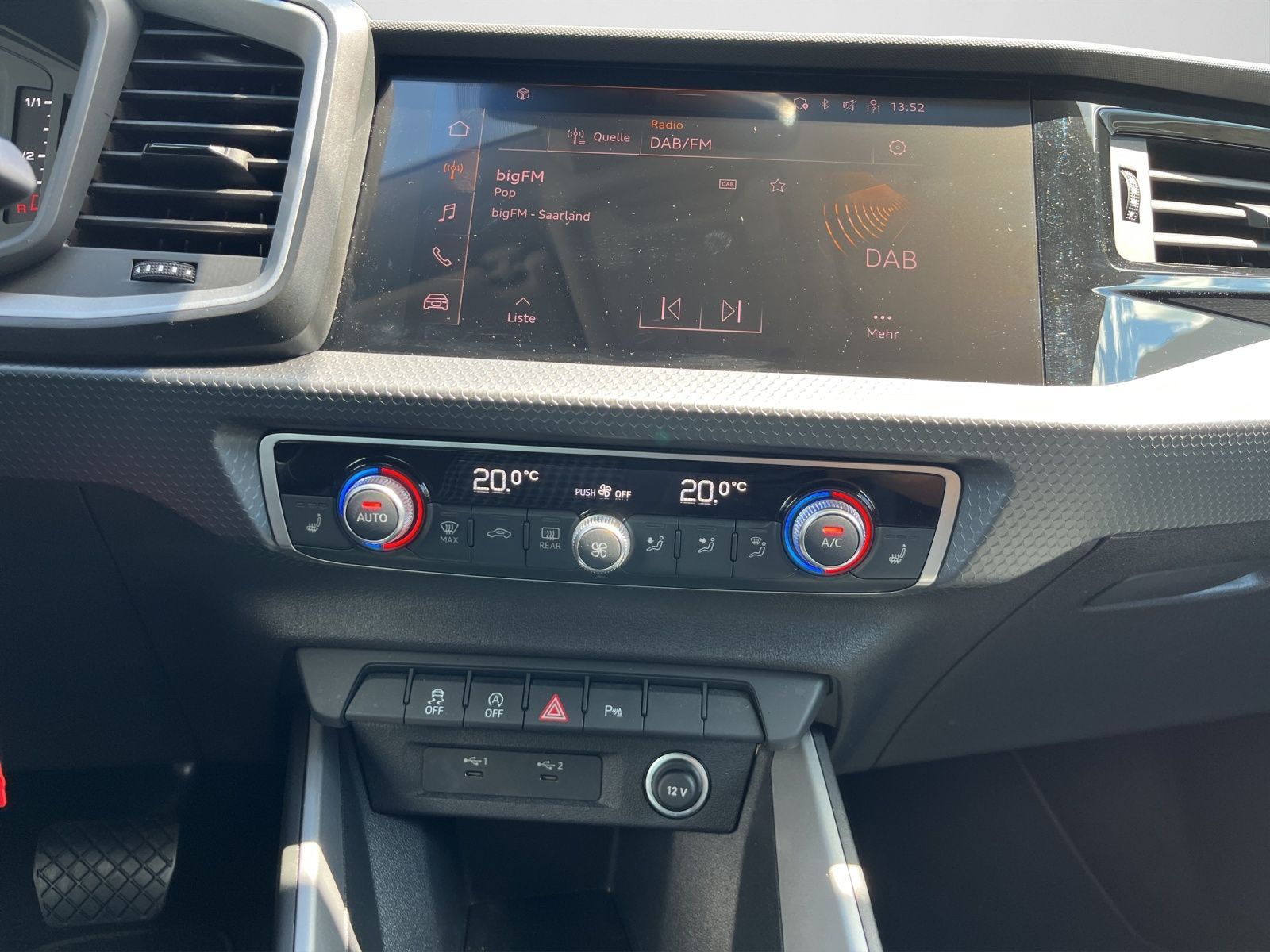 Audi A1 Sportback 1.5 TFSI S-TRONIC - Samsaru's Car Outlet