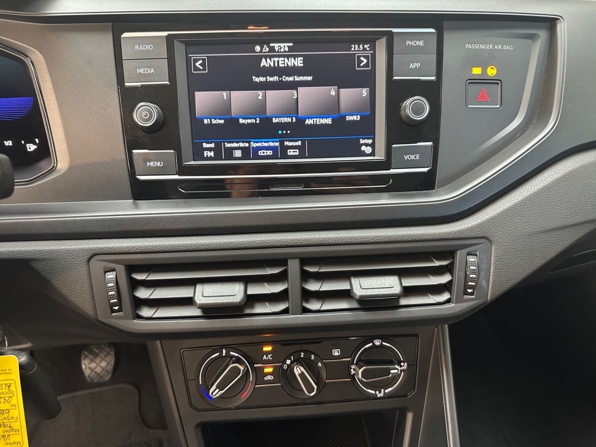 Volkswagen Taigo 1.0 TSI - Samsaru's Car Outlet
