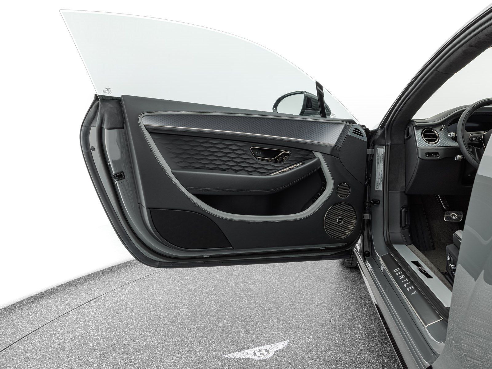 Bentley Continental GT Speed V8 Hybrid 2026 *Akrapovic,