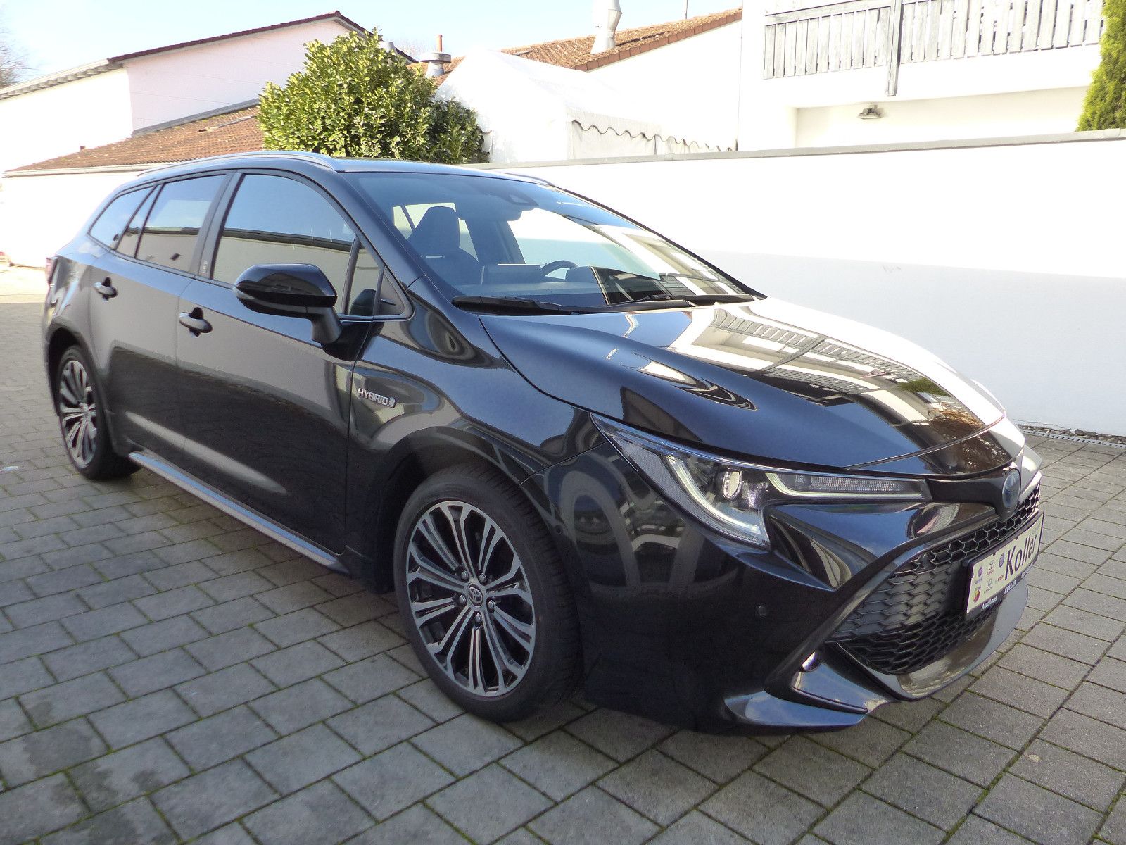 Toyota Corolla TS 2.0 Hybrid Einparkh. Selbstlenkend