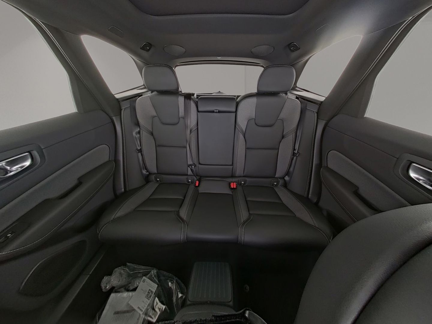 Volvo XC60 Ultra Black Edition Plug-In Hybrid AWD T8 E