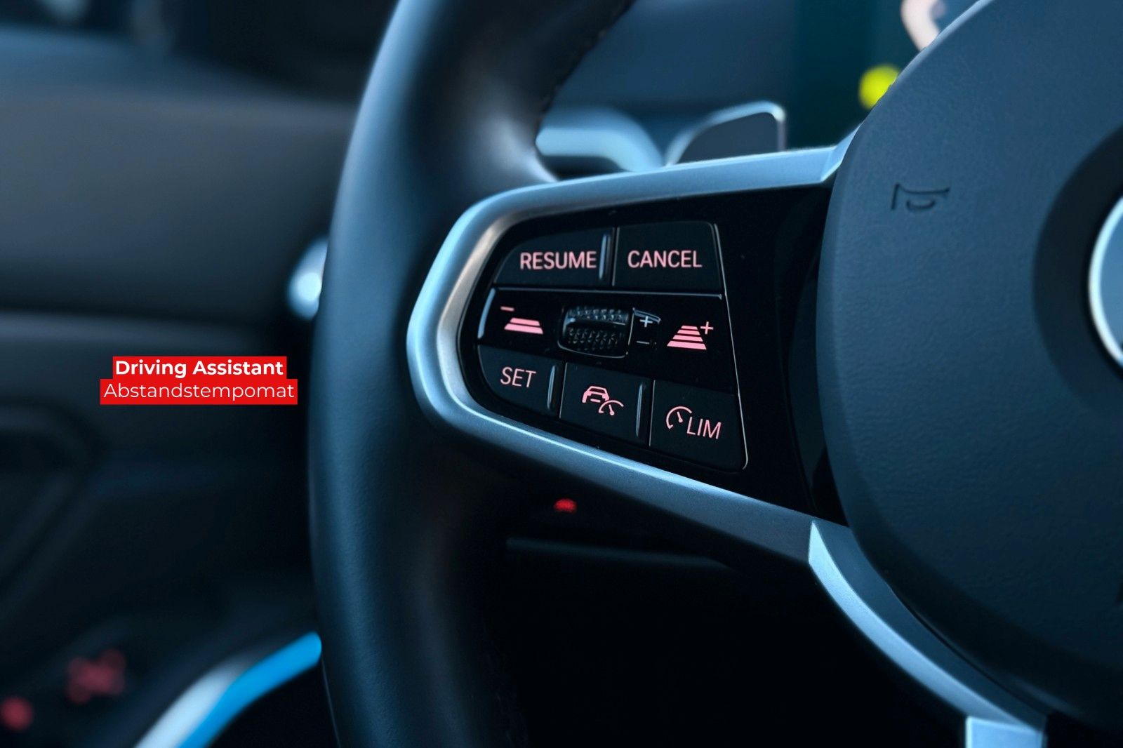 BMW 320i M Sport 18" HuD AHK ACC 360° 18"