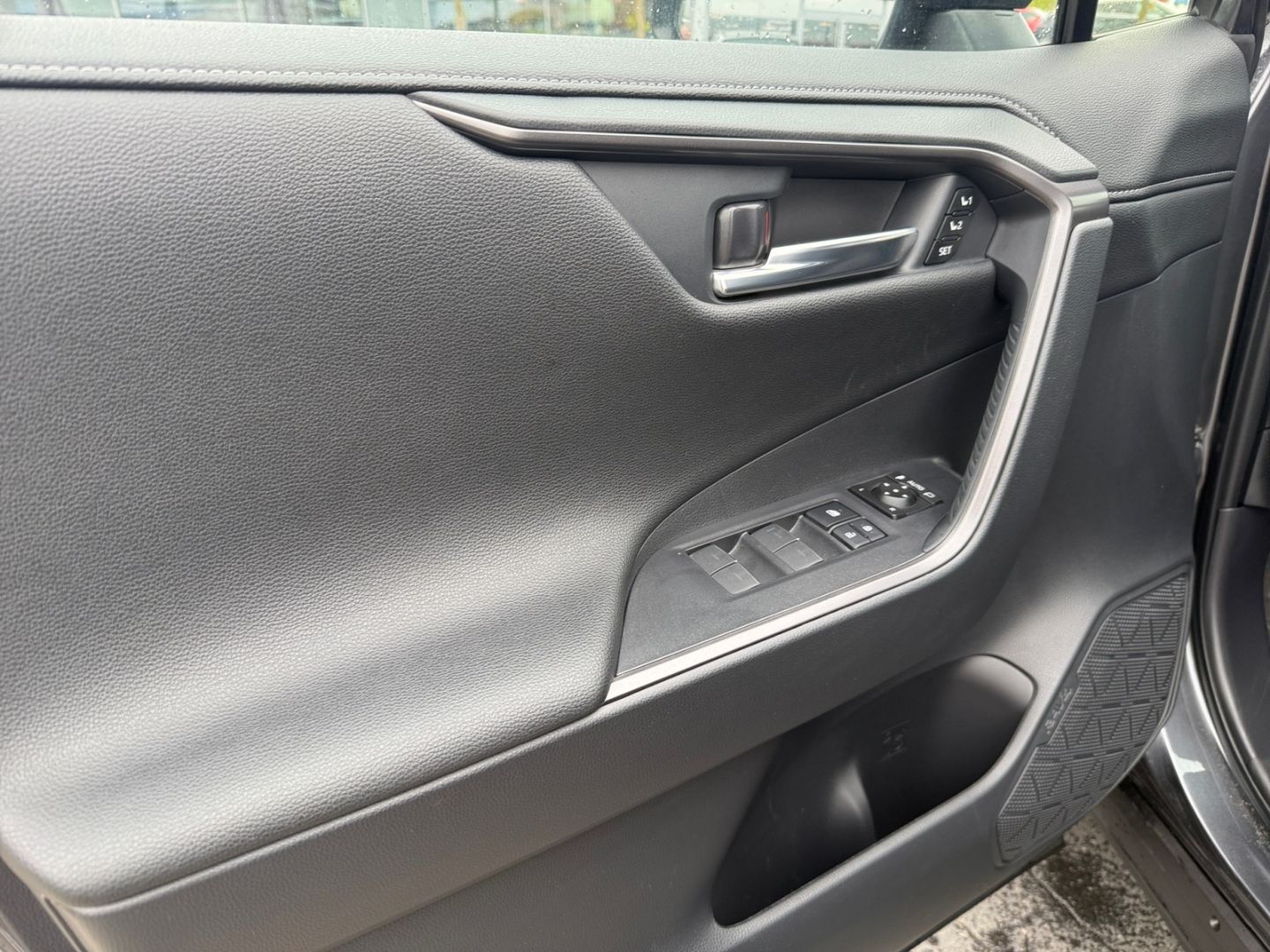 Toyota RAV 4 Plug-in-Hybrid GR SPORT - Samsaru's Car Outlet