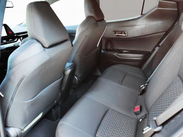 Toyota C-HR 1.8 Hybrid - Samsaru's Car Outlet