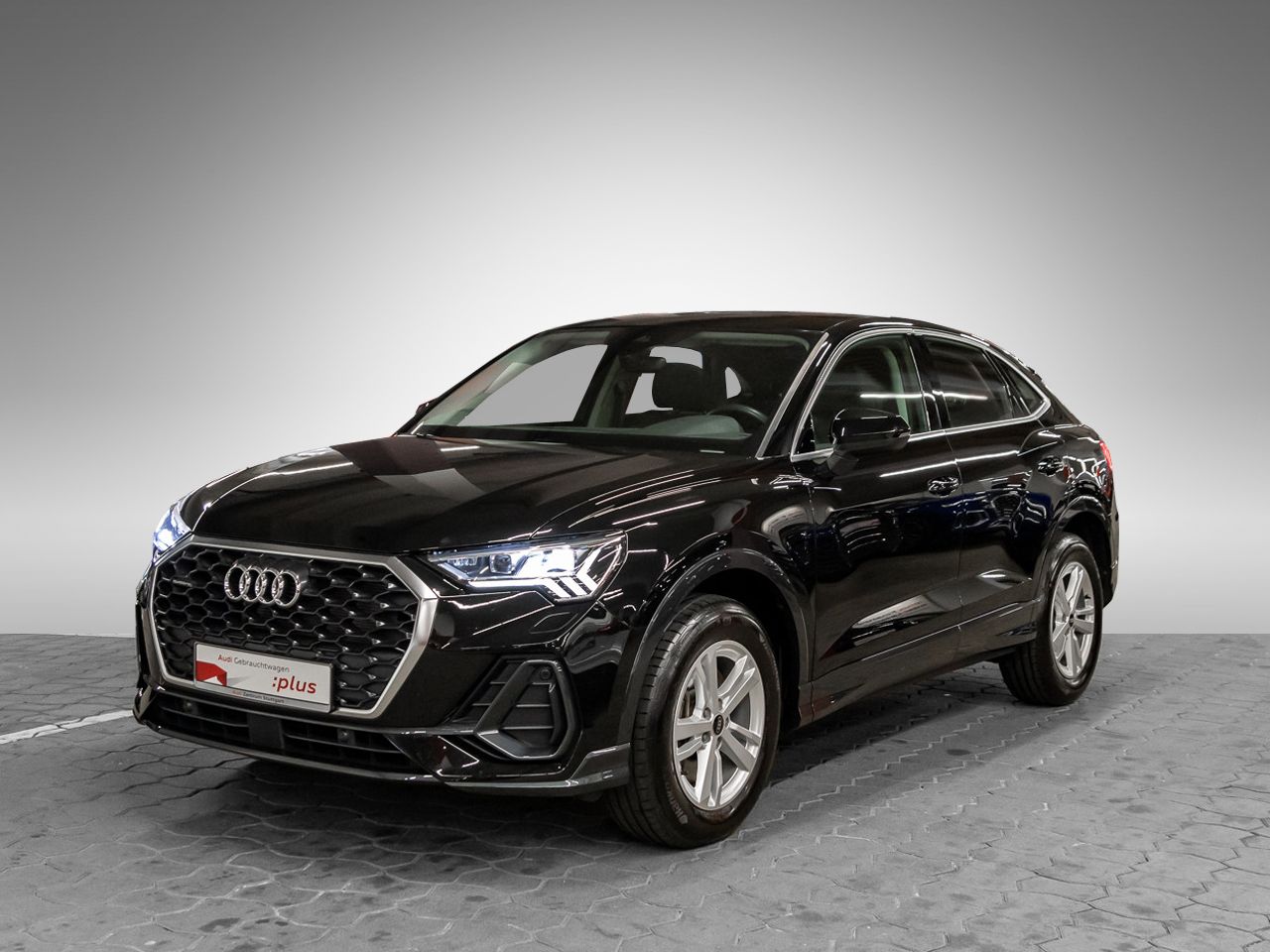 Audi Q3 Sportback 45 TFSI qu design selection - Samsaru's Car Outlet
