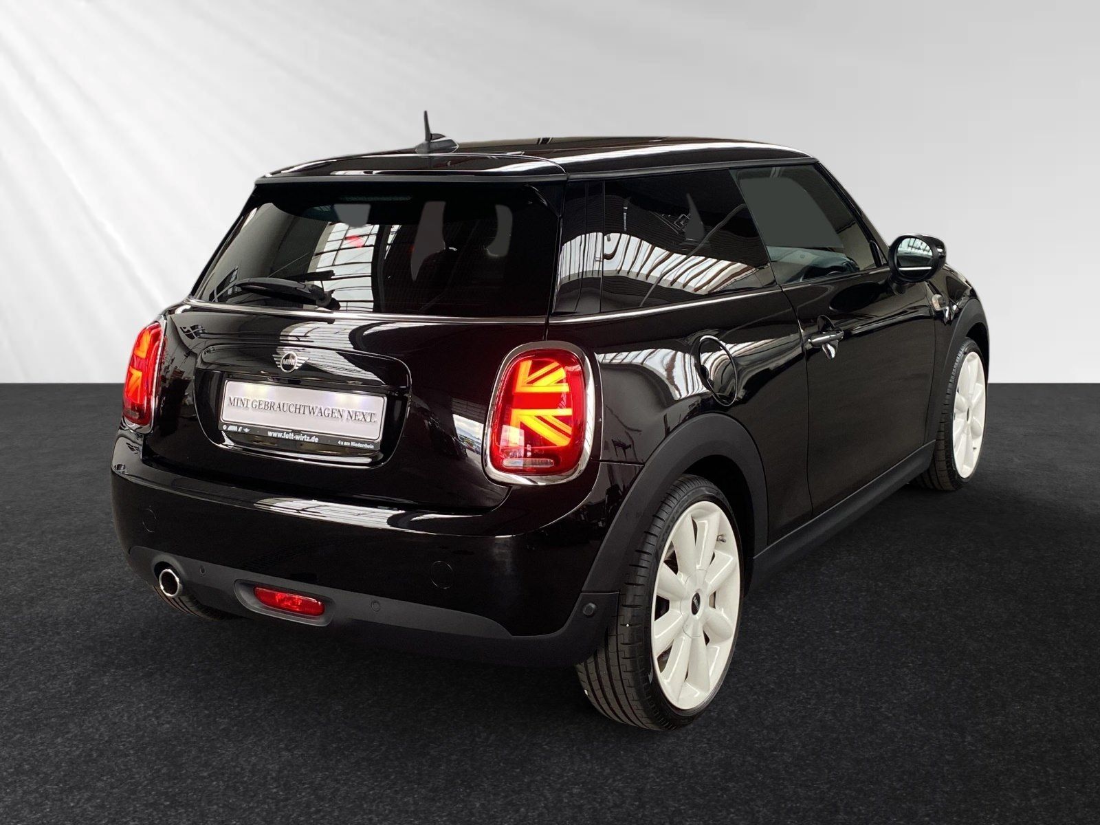 MINI Cooper - Samsaru's Car Outlet