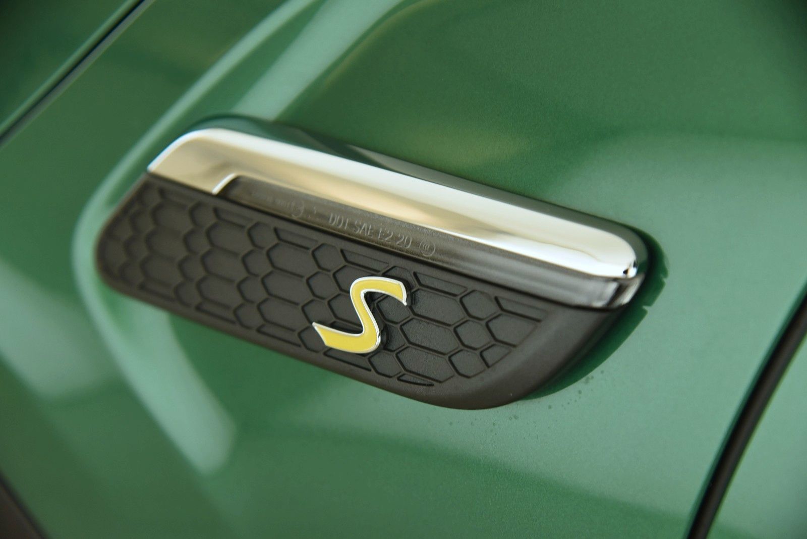 MINI Mini Cooper SE Classic - Samsaru's Car Outlet