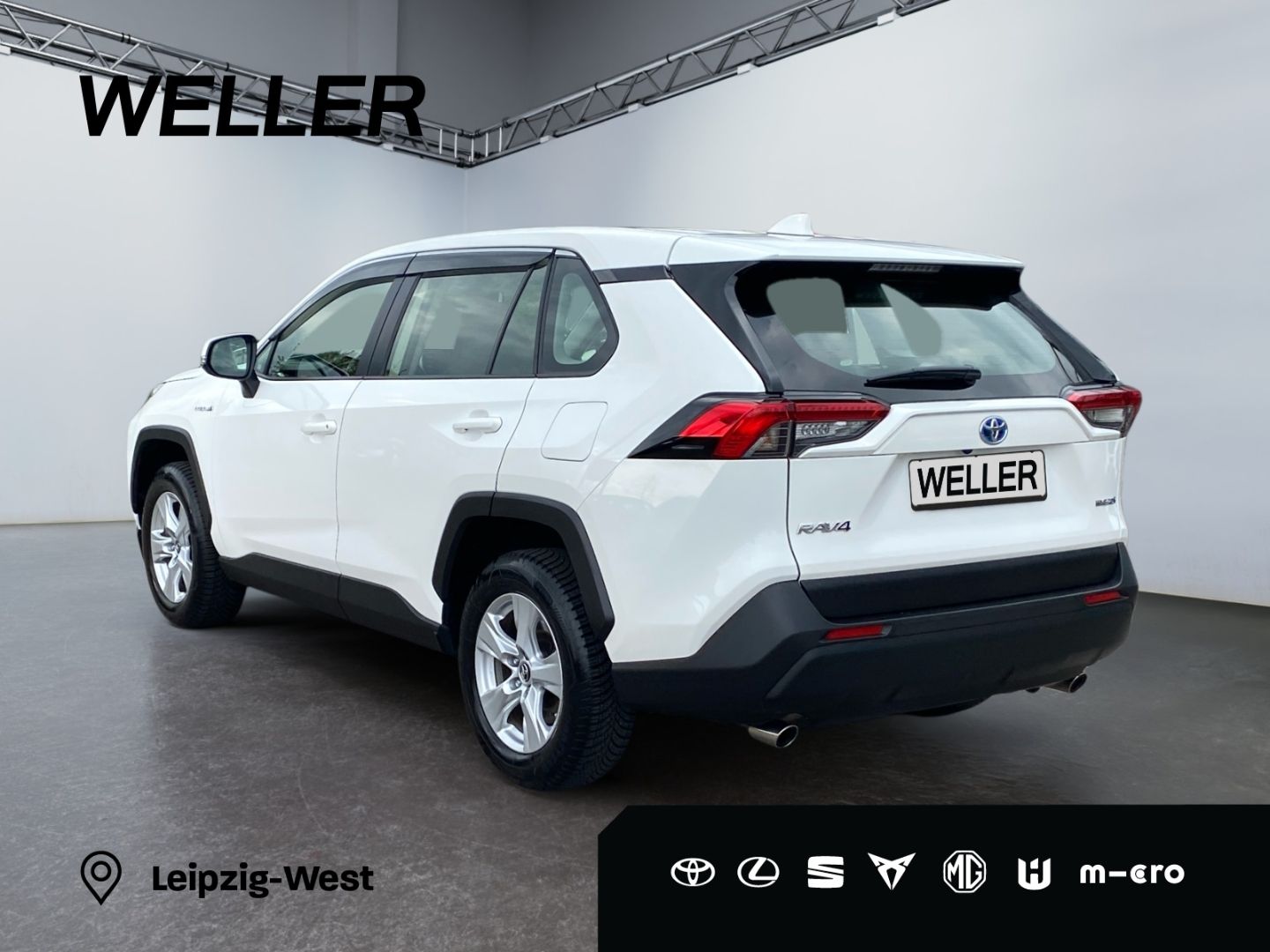 Toyota RAV 4 2.5 Hybrid 4x2 - Samsaru's Car Outlet