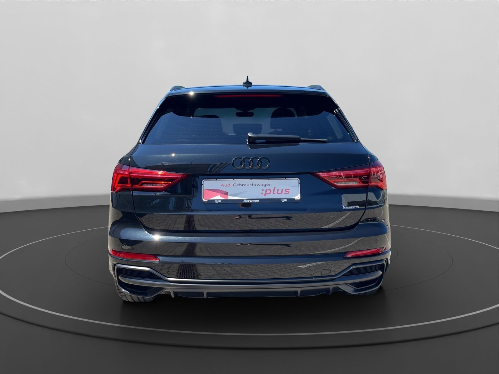 Audi Q3 40 TDI quattro S line Plus - Samsaru's Car Outlet
