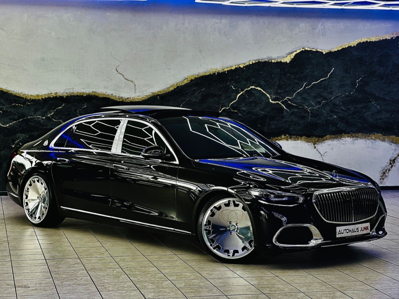 Mercedes-Benz S 580 Maybach - Samsaru's Car Outlet