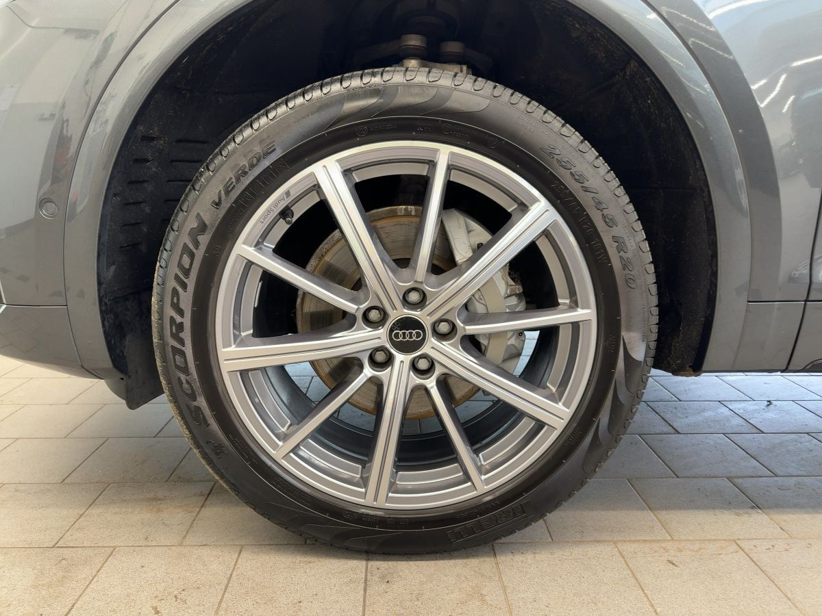 Audi Q5 S line 40 TDI quattro virtual AHK