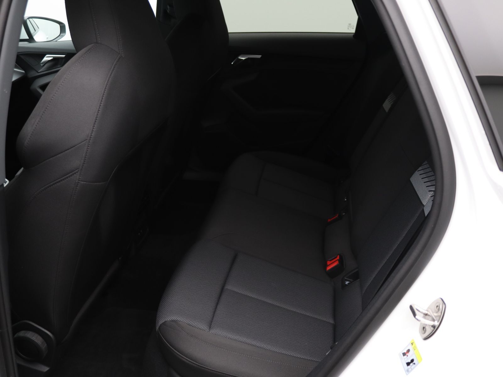 Audi A3 Sportback S-Line 45TFSIe S-tronic / Navi, AHK