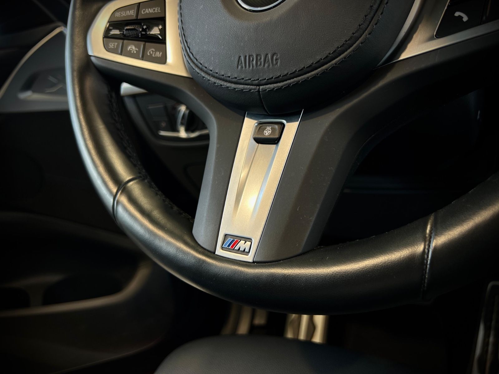 BMW X3 xDrive 30i M-Sportpaket - Samsaru's Car Outlet