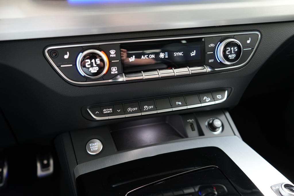 Audi Q5 40 TDI quattro S line - Samsaru's Car Outlet