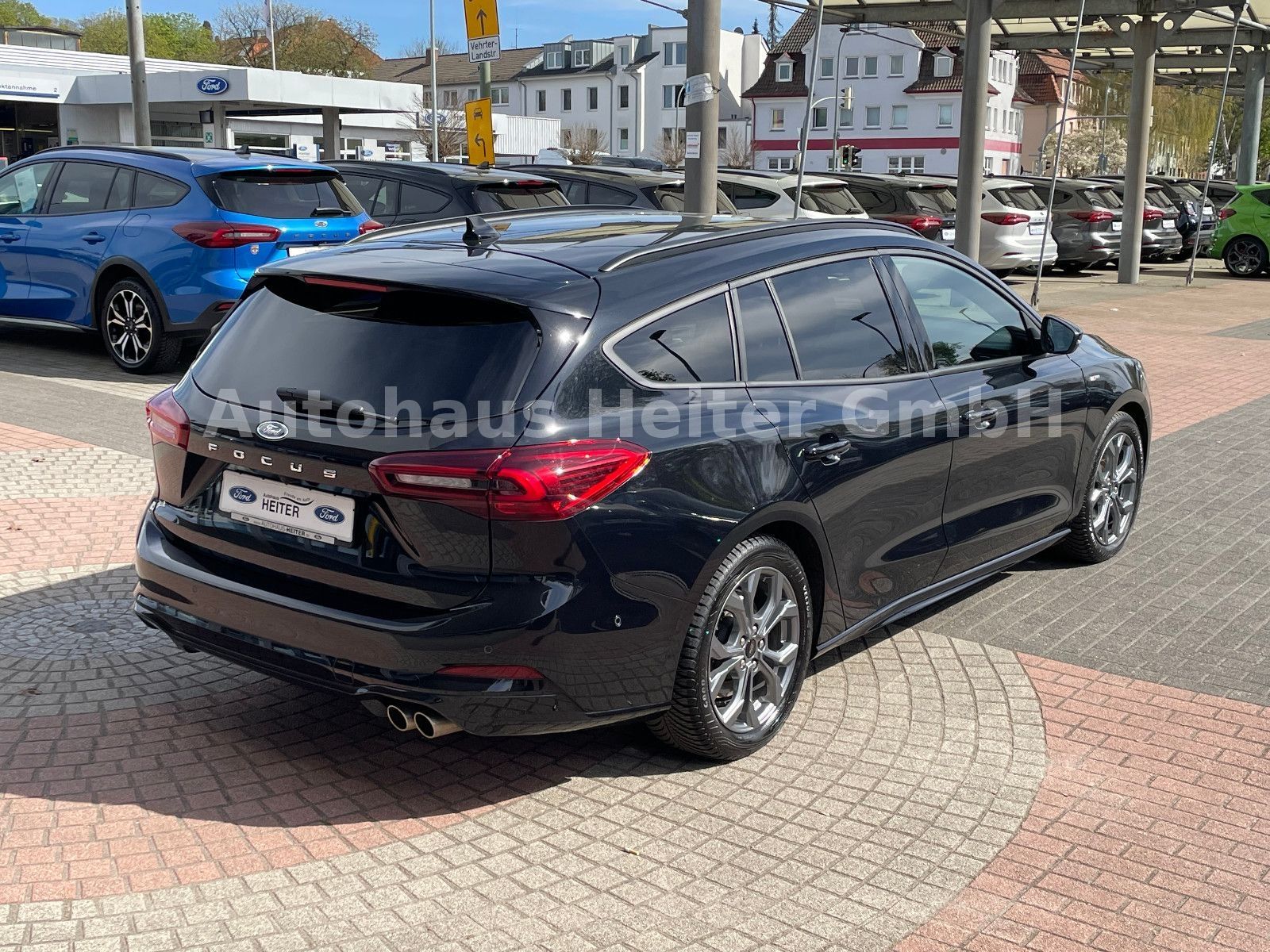 Ford Focus Automatik ST-Line X /155PS+Head-Up+ACC+AHK