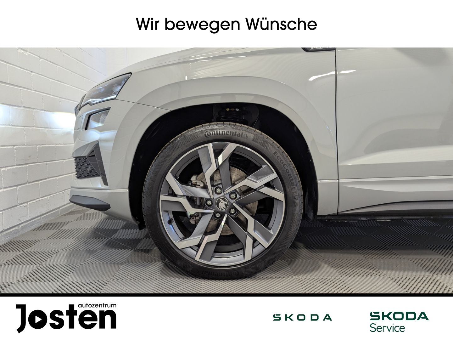 Skoda Karoq Sportline 2.0TSI 4x4 DCC AHK Pano FahrAssi