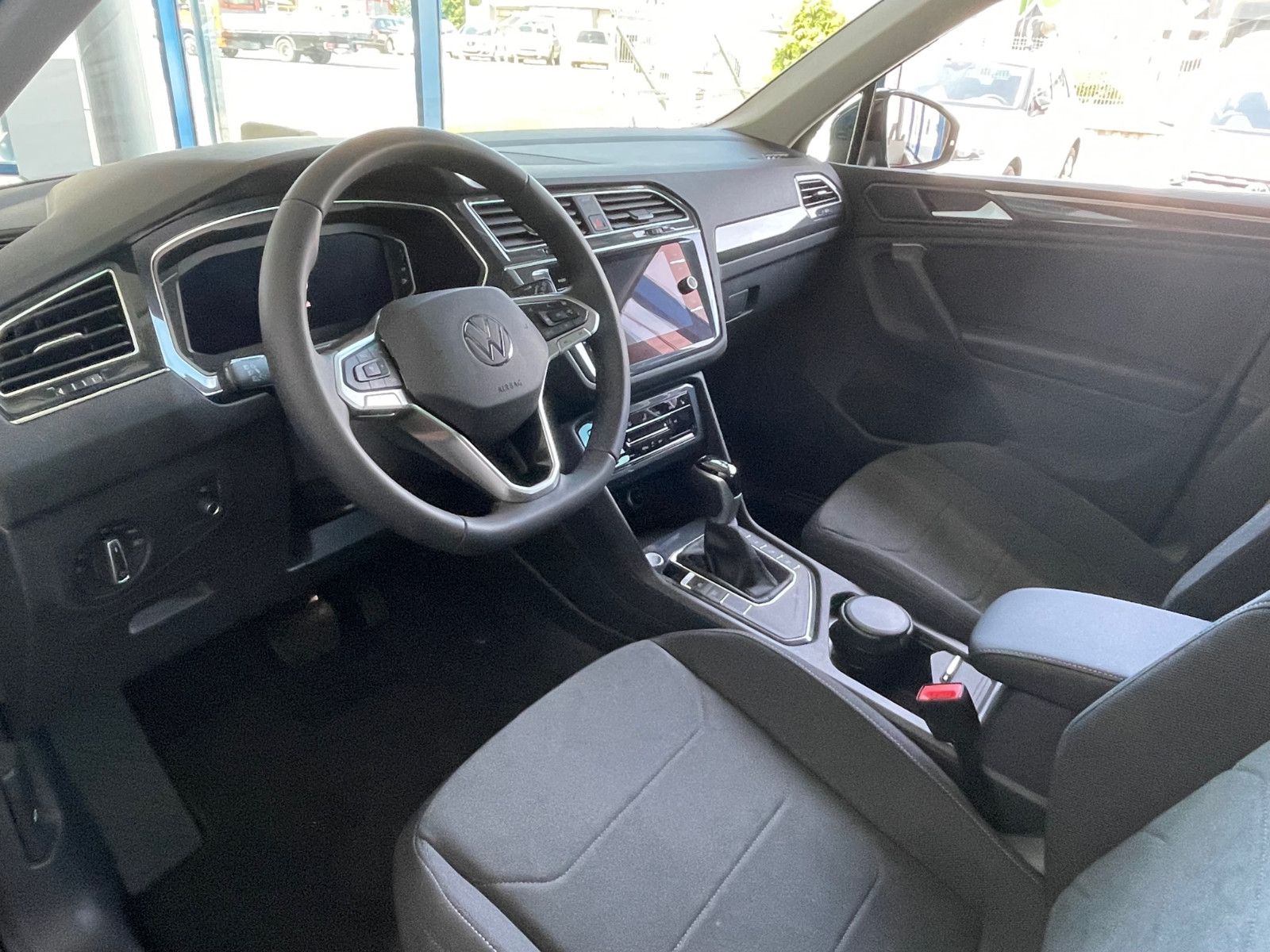 Volkswagen Tiguan  eHybrid TSI DSG Elegance AHK Matrix Pano