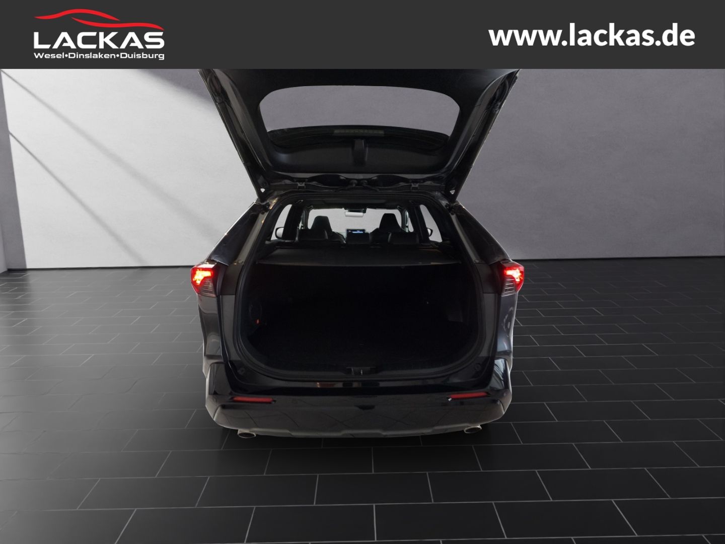 Toyota RAV 4 Plug-in Hybrid 4x4 - Samsaru's Car Outlet