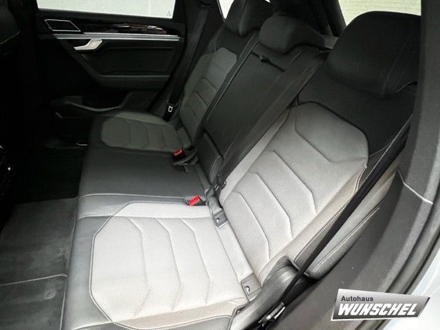 Volkswagen Touareg 4.0 V8 TDI R-Line - Samsaru's Car Outlet
