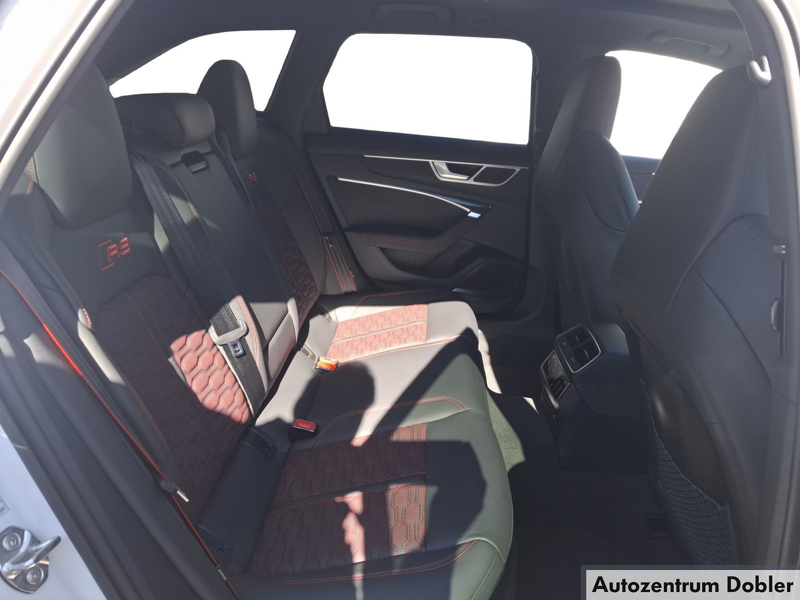 Audi RS 6 Avant performance (630 PS) 305 km/h,AHK,22"