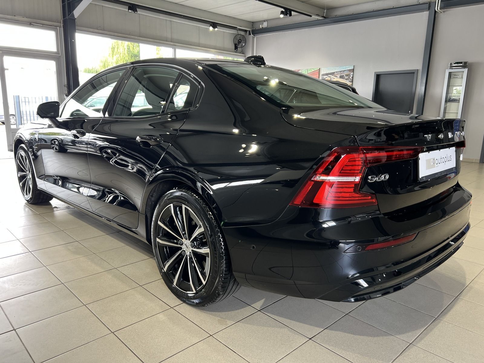 Volvo S60 T8 Ultimate Dark Recharge AWD 360° HeadUp