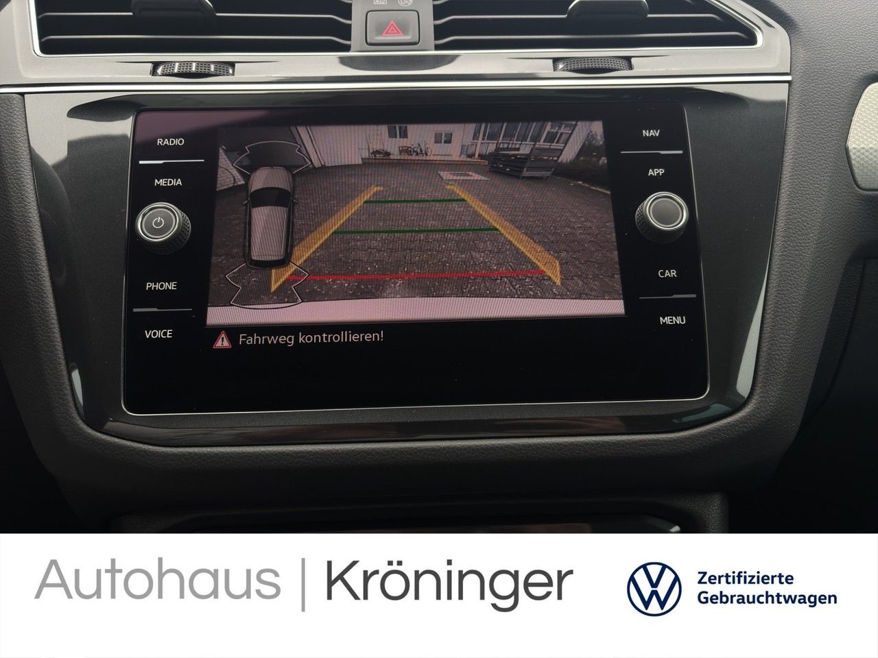 Volkswagen Tiguan MOVE 1.5 TSI DSG - Samsaru's Car Outlet