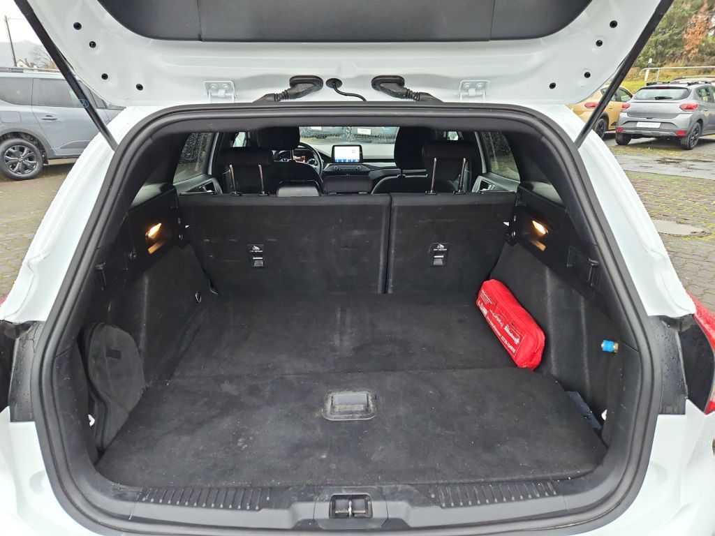 Ford Focus Turnier 1.0 EcoBoost Aut. ST-LINE - Samsaru's Car Outlet