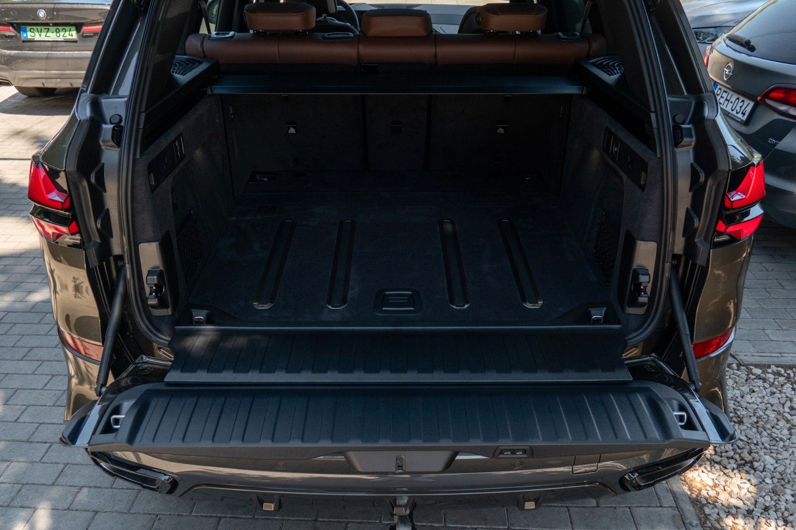BMW X5 30d M SPORT.H/K.PANO.LUFTF.DR.ASS.360.AHK.22"
