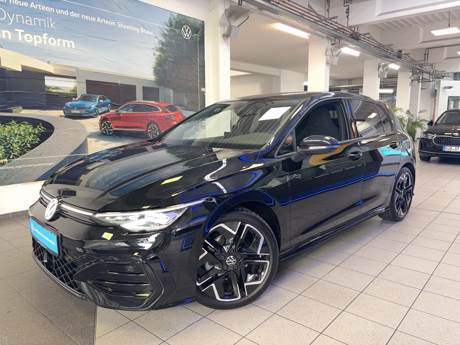 Volkswagen Golf R-Line 1.5 TSI DSG LED+ACC+PDC+LM-Felgen