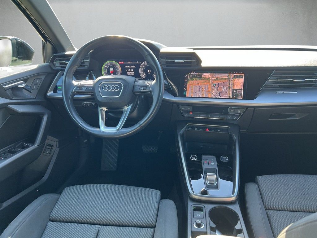 Audi A3 Sportback S line 45 TFSI e S tronic *Kamera*
