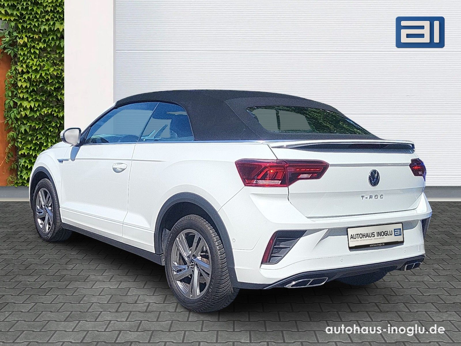 Volkswagen T-Roc 1.5 TSI R-Line - Samsaru's Car Outlet