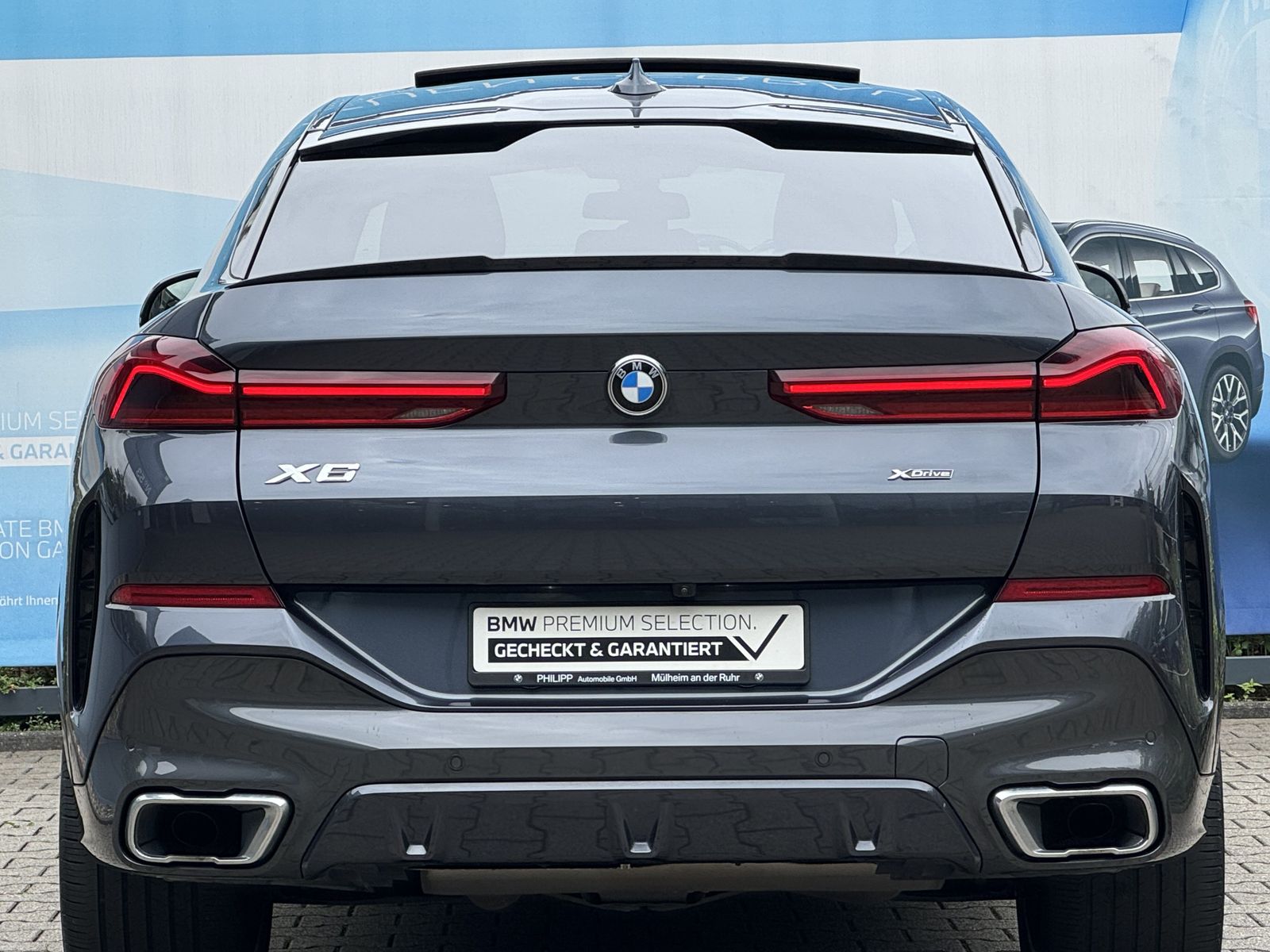 BMW X6 xDrive30d M Sport AHK PANO LASER Sitzklima