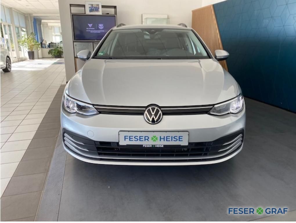 Volkswagen Golf VIII Variant Life - Samsaru's Car Outlet