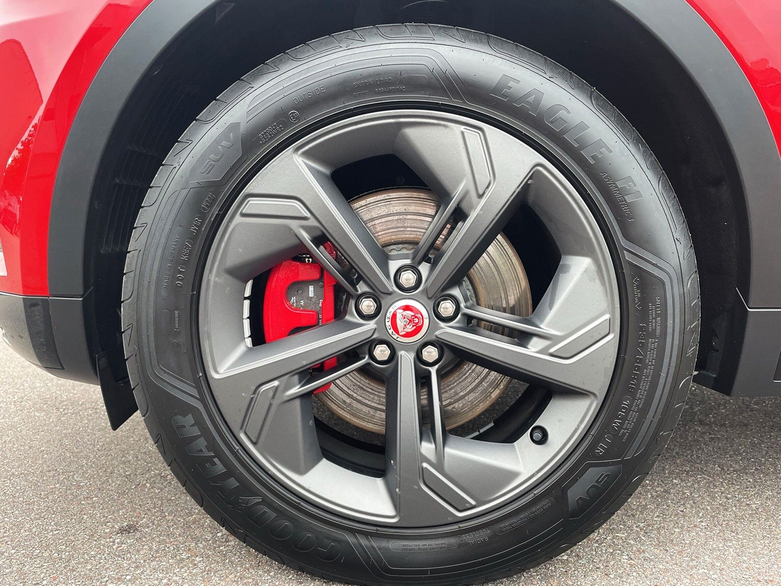Jaguar E-Pace D165 R-DYNAMIC BLACK AWD Automatik ACC