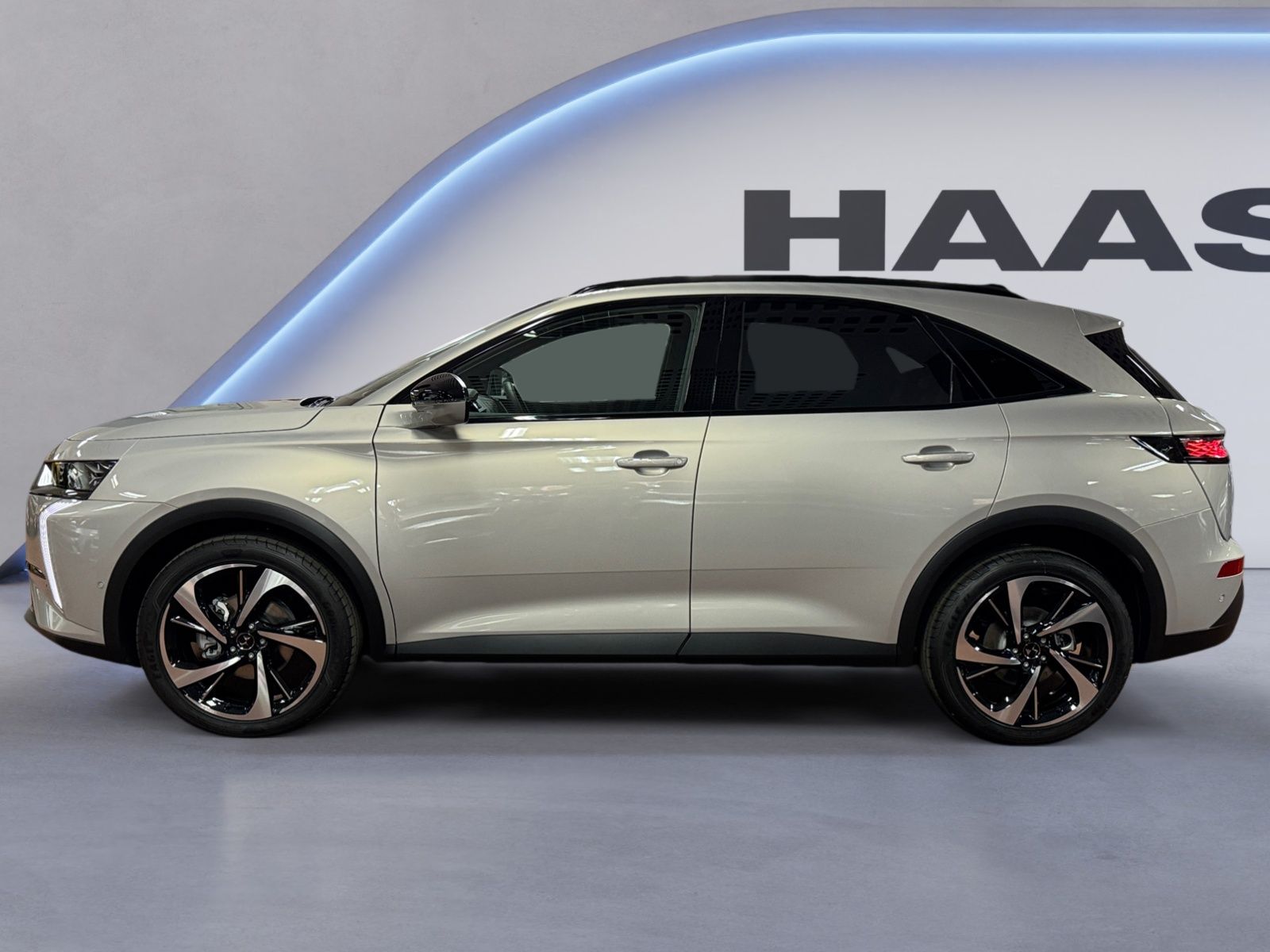 DS Automobiles DS7 1.5 BlueHDi 130 Rivoli Top Ausstattung