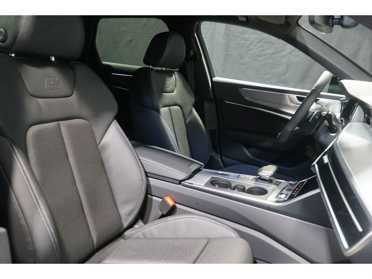 Audi A6 Avant S line 50 TFSI e quattro 360 Kamera AHK