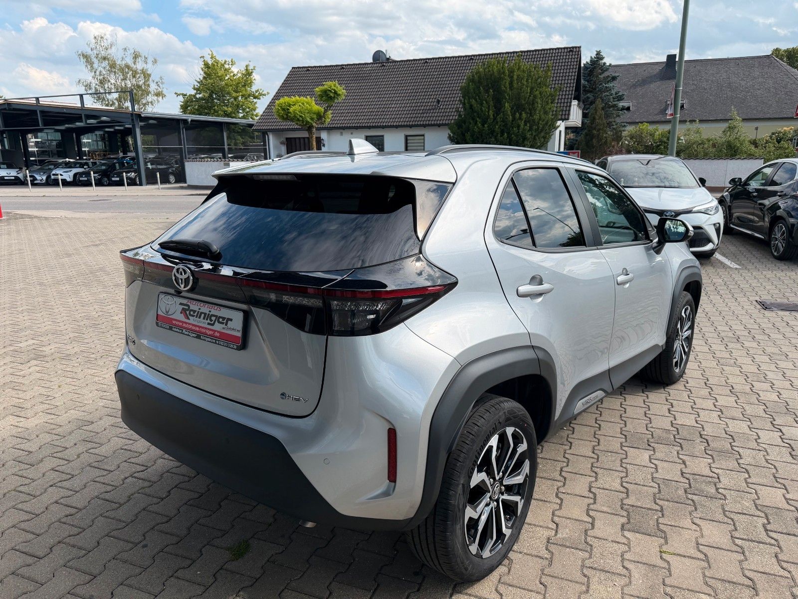 Toyota Yaris Cross 1.5l Hybrid Style*SHZ,Navi,PDC v+h*