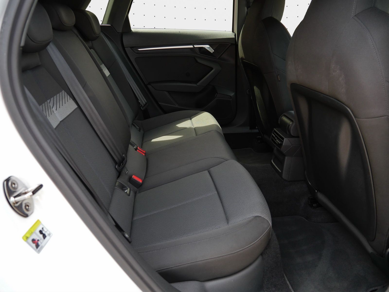 Audi A3 Sportback 45 TFSIe S line - Samsaru's Car Outlet