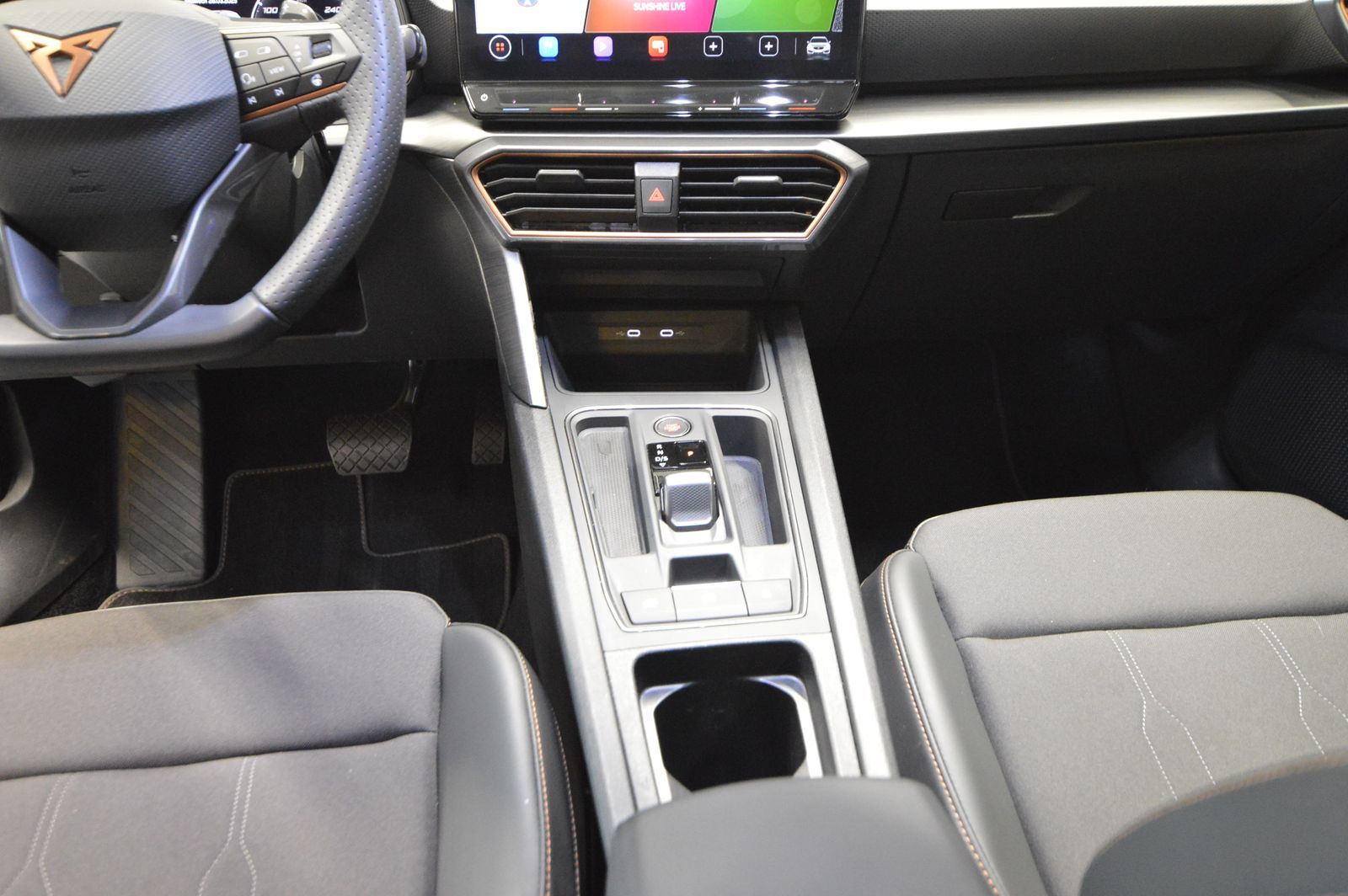 Cupra Leon Sportstourer 1.5 eTSI - Samsaru's Car Outlet