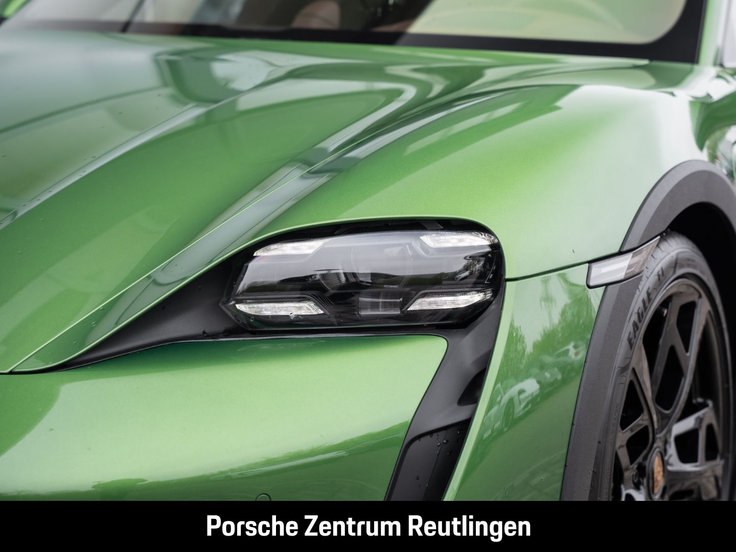 Porsche Taycan 4S Cross Turismo Burmester Surround-View