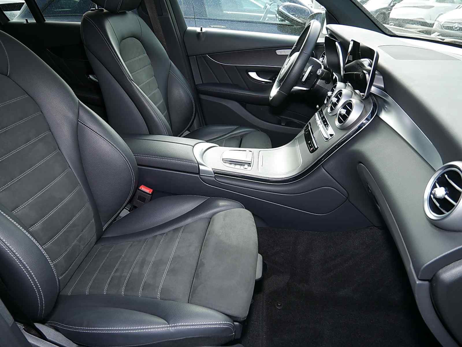 Mercedes-Benz GLC 300 e 4M AMG - Samsaru's Car Outlet