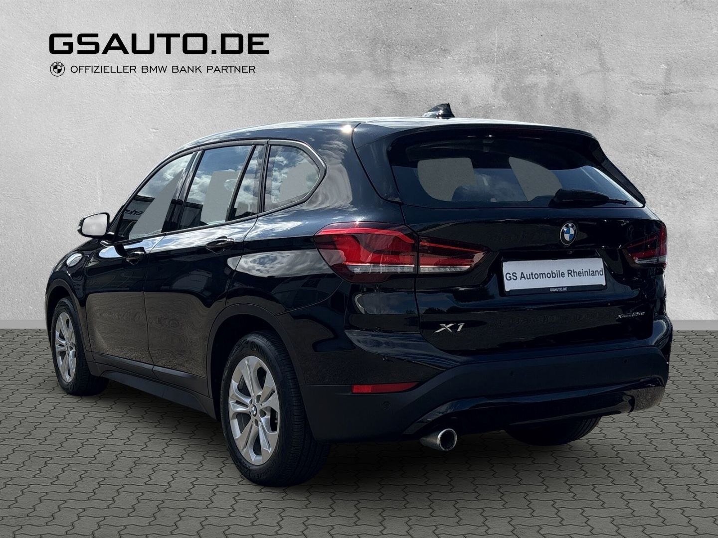 BMW X1 xDrive 25 e Advantage - Samsaru's Car Outlet