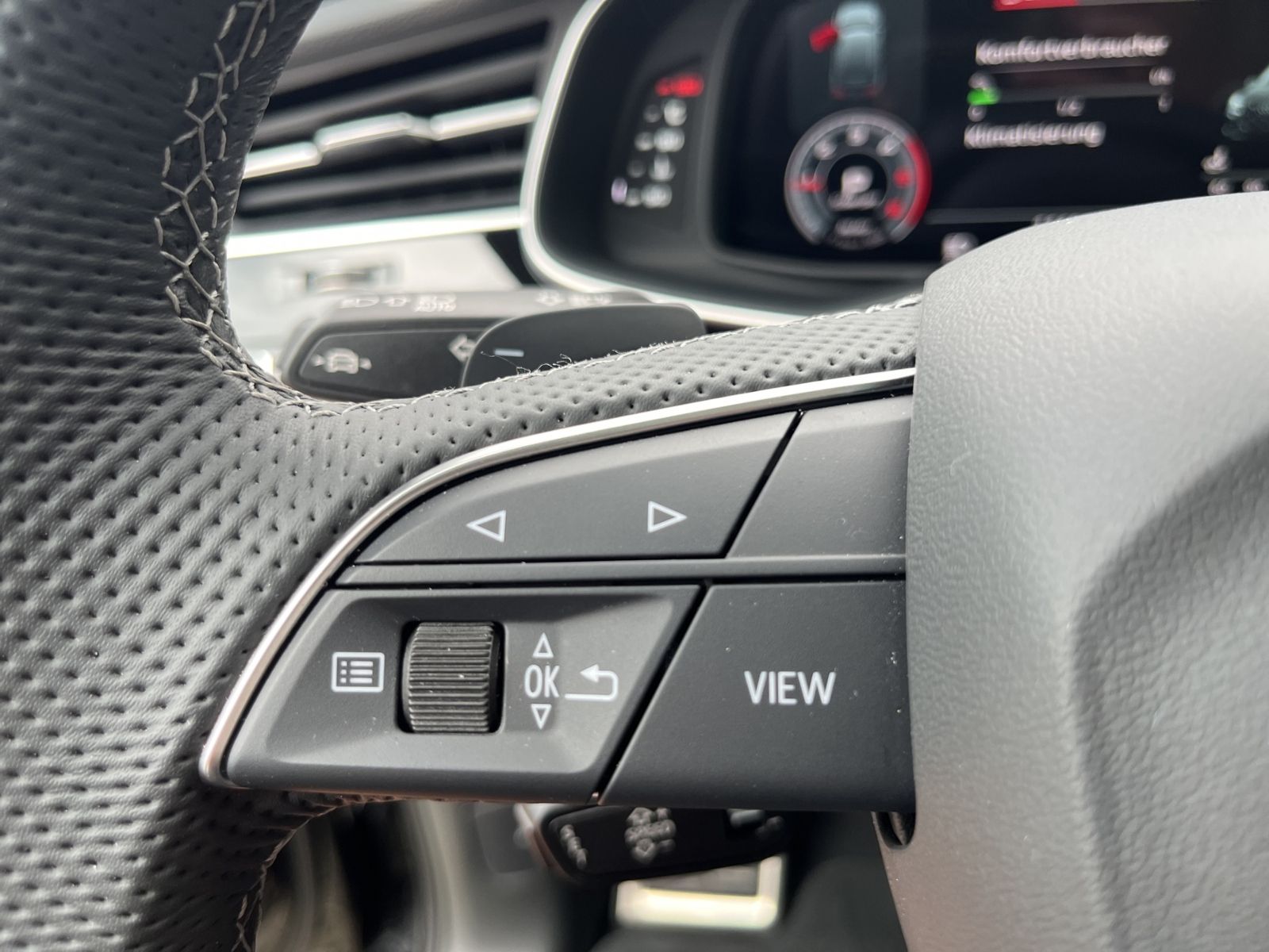 Audi Q7 50 TDI QUATTRO+AHK+PANO+B&O+MATRIX+STANDH