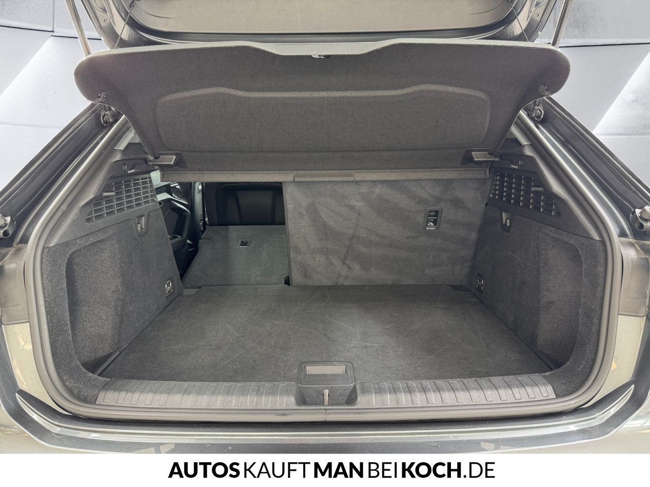 Audi A3 35 1.5 TFSI Sportback S line LED SHZ NAV PDC