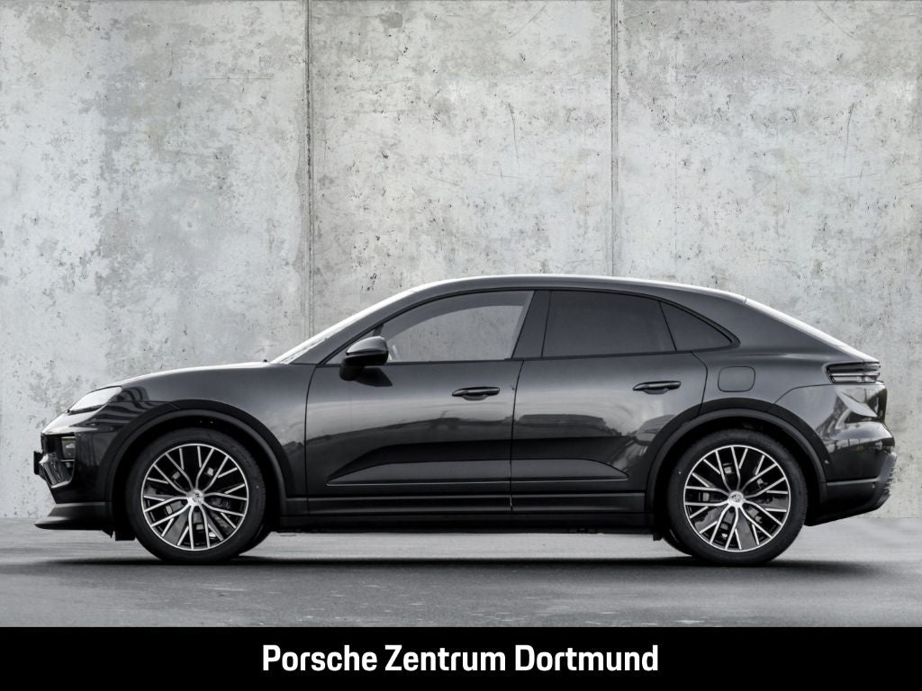 Porsche Macan - Samsaru's Car Outlet