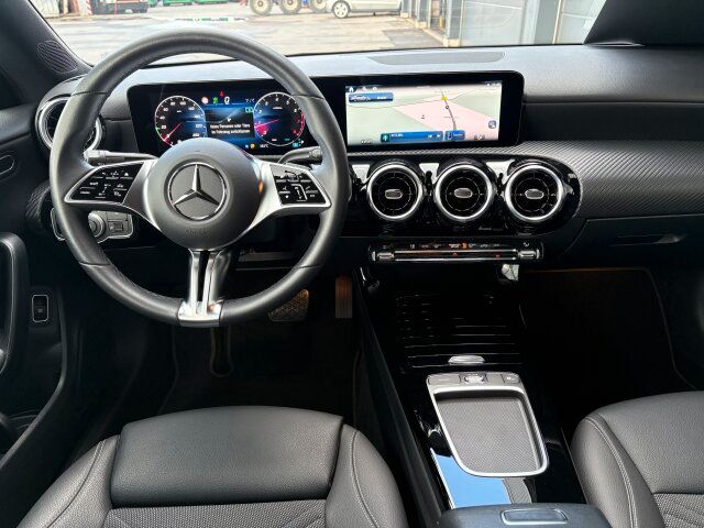 Mercedes-Benz CLA 180 Coupé Advanced - Samsaru's Car Outlet