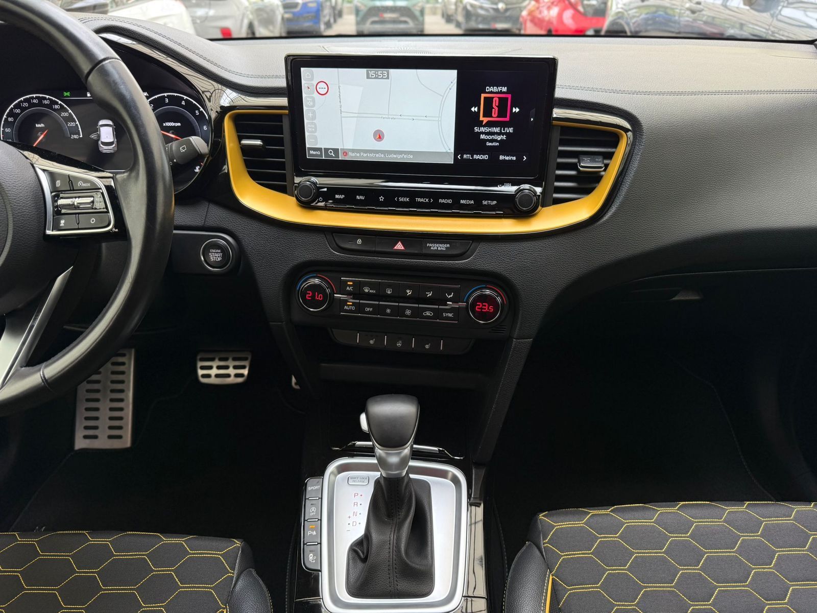 Kia Xceed 1.6 T-GDI Xdition - Samsaru's Car Outlet