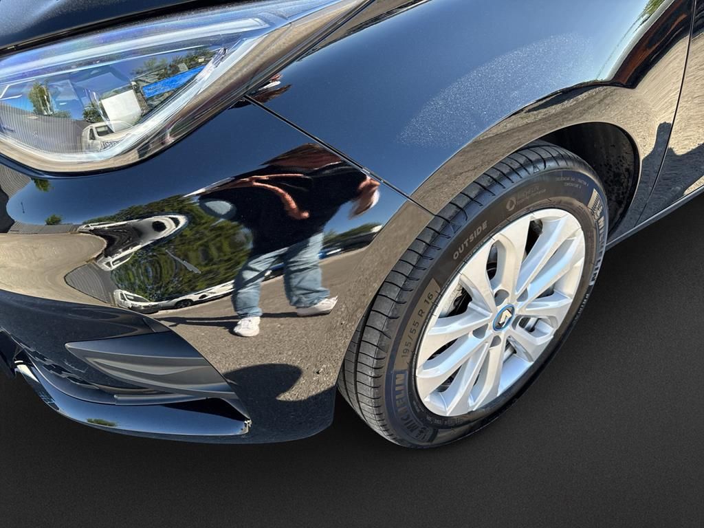 Renault ZOE R135 Experience - Samsaru's Car Outlet
